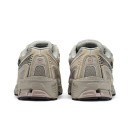 New Balance 740 Thinsulate Gore-Tex Beige