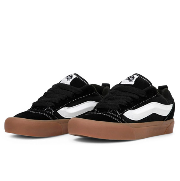 Vans Knu Skool Black Gum VN0009QCB9M