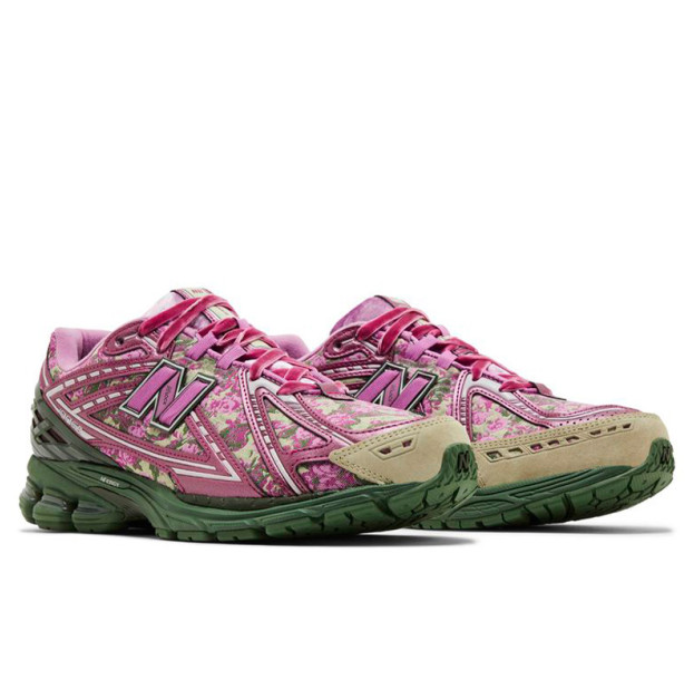 New Balance 1906R x Jack Harlow Rose Runner M1906RJH