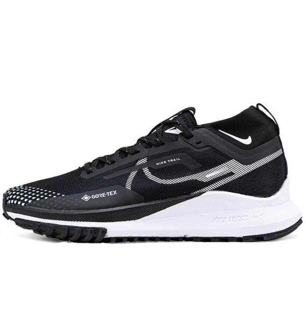 React Pegasus Trail 4 Gore-Tex Black White