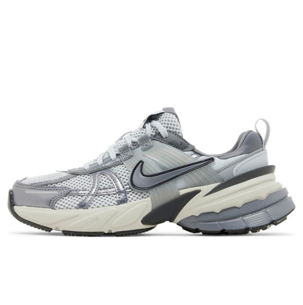 Nike V2K Run Pure Platinum Wolf Grey FD0736-003