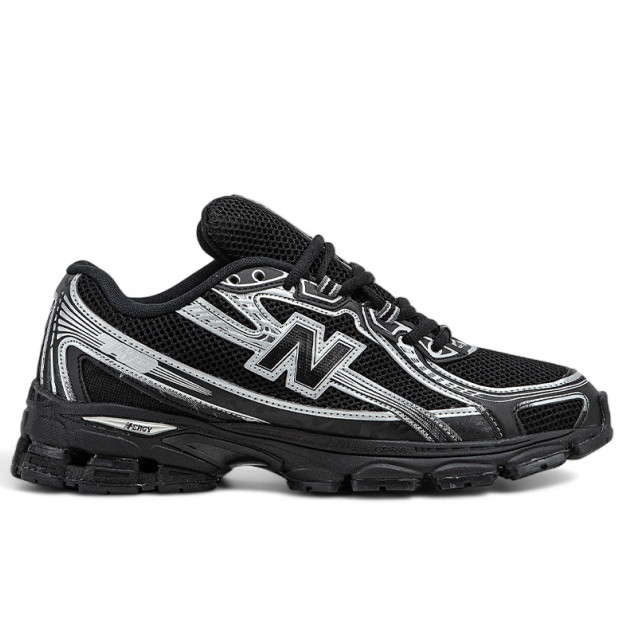 New Balance 740 Black Silver