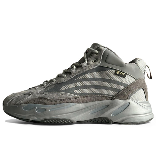 Adidas Yeezy Boost 700 Grey С МЕХОМ