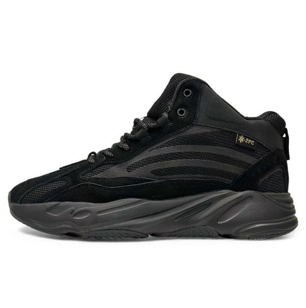 Adidas Yeezy Boost 700 Black С МЕХОМ