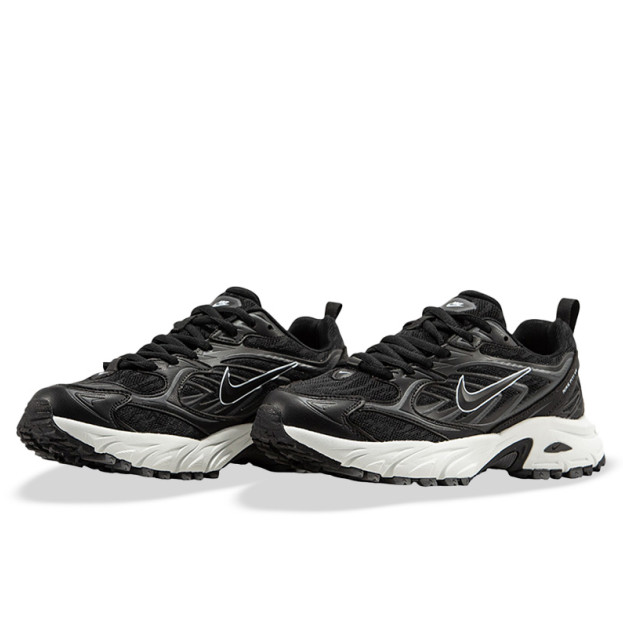 Nike FIYI v2 Black White